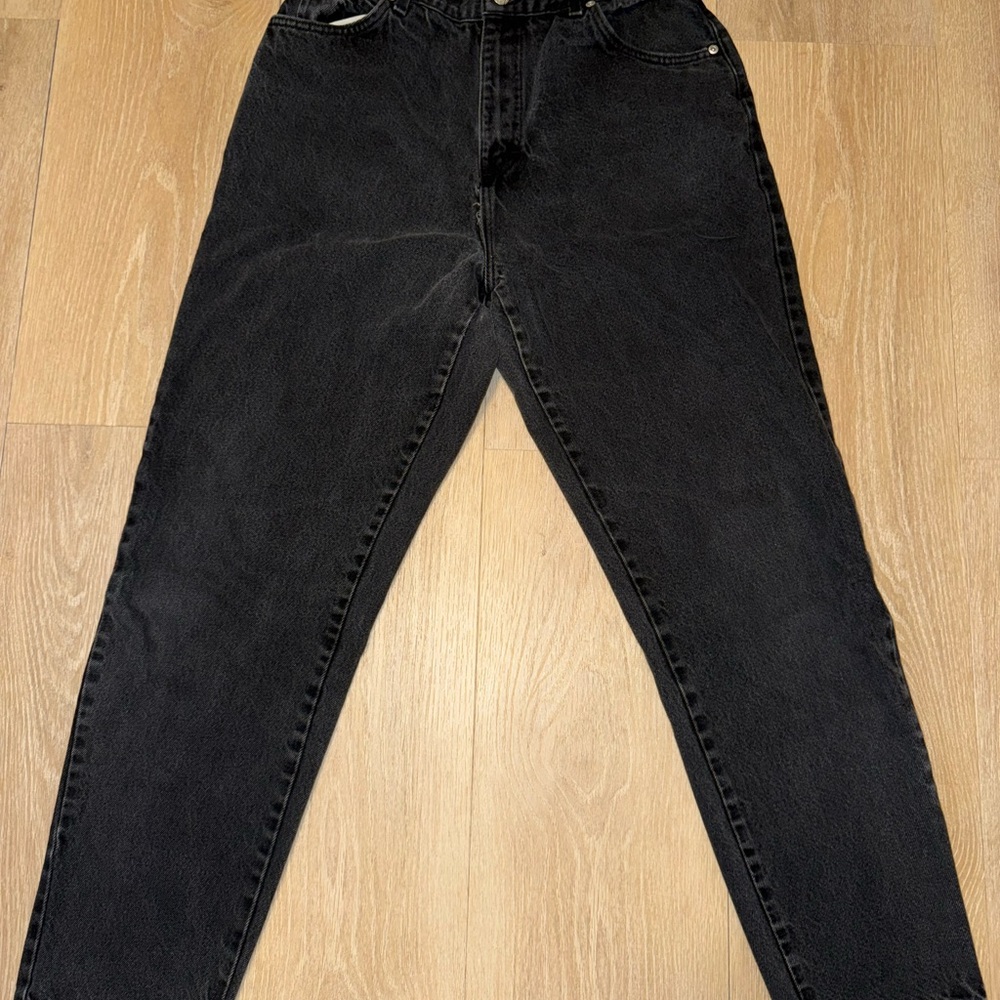 Vintage Black High-Waisted Jeans